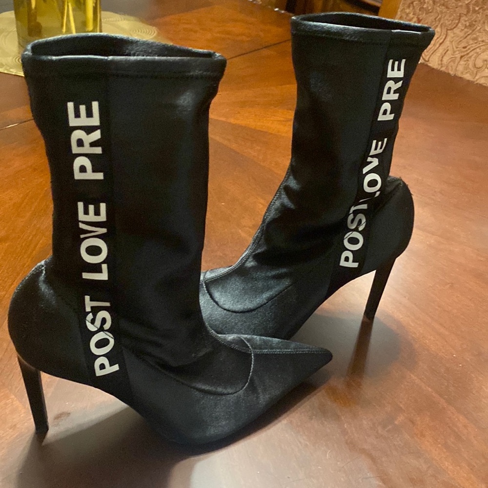 Zara Sock Boot Worn Once at home in great condition Size 9/European 40